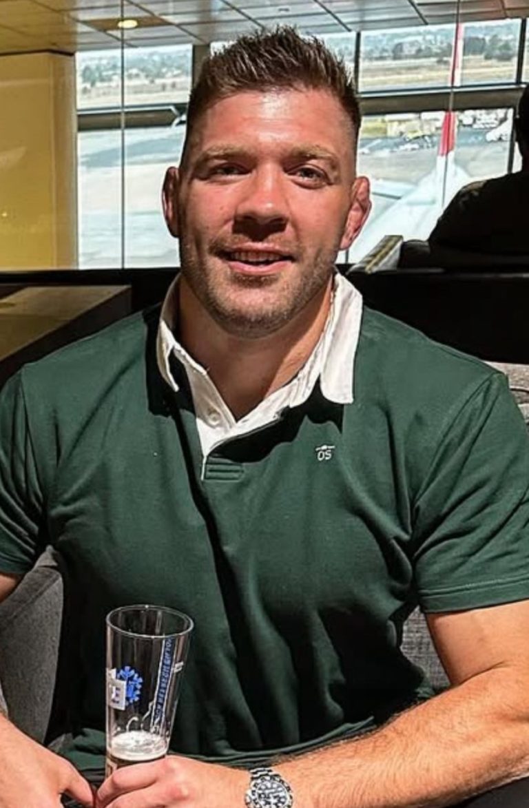 Portrait de Dricus Du Plessis, combattant de MMA