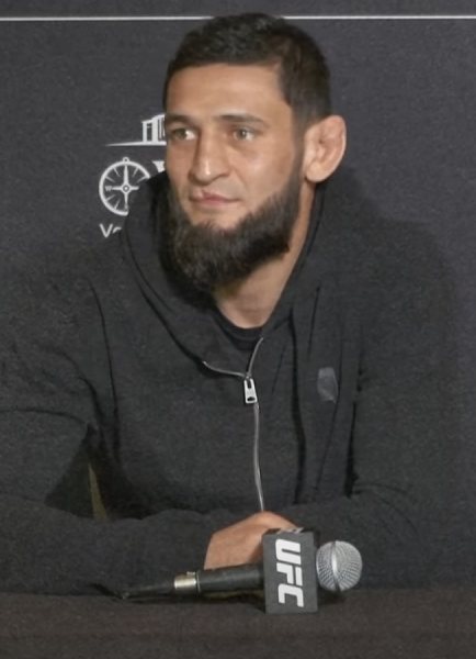 Portrait de Khamzat Chimaev, combattant de MMA