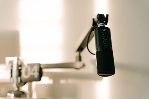 Illustration : studio de podcast MMA
