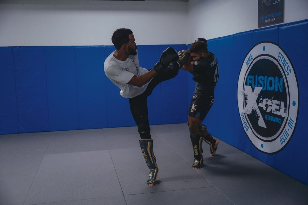 Illustration : Avis RDX F6 KARA MMA : Protection strict minimum pour le sparring : ce qu&rsquo;il faut savoir
