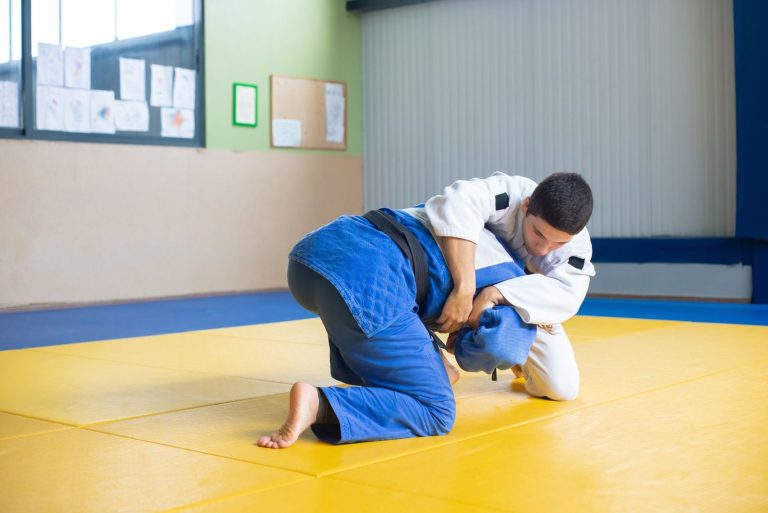 Illustration : Les 5 meilleurs tatamis MMA pour club et home-gym en 2026 : notre sélection testée