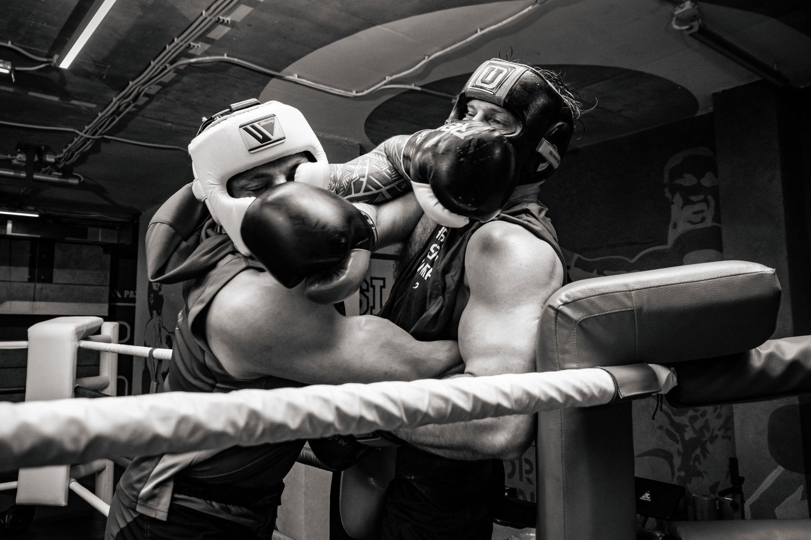 Sparring avec casques d'entraînement